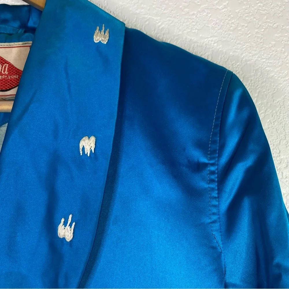 Vintage Mitopa Department Store Blue Satin Dragon Embroidered Asian Robe - Picture 5 of 14